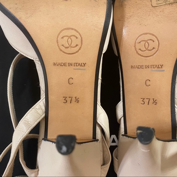 🆕 Chanel two tone strappy heels 💃 - Picture 8 of 9